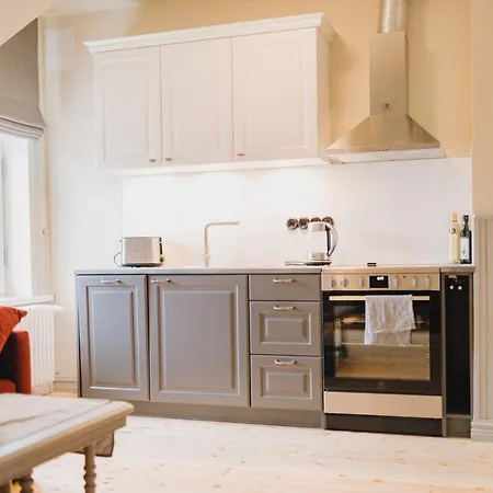 Fannyhof Aparthotel 4*